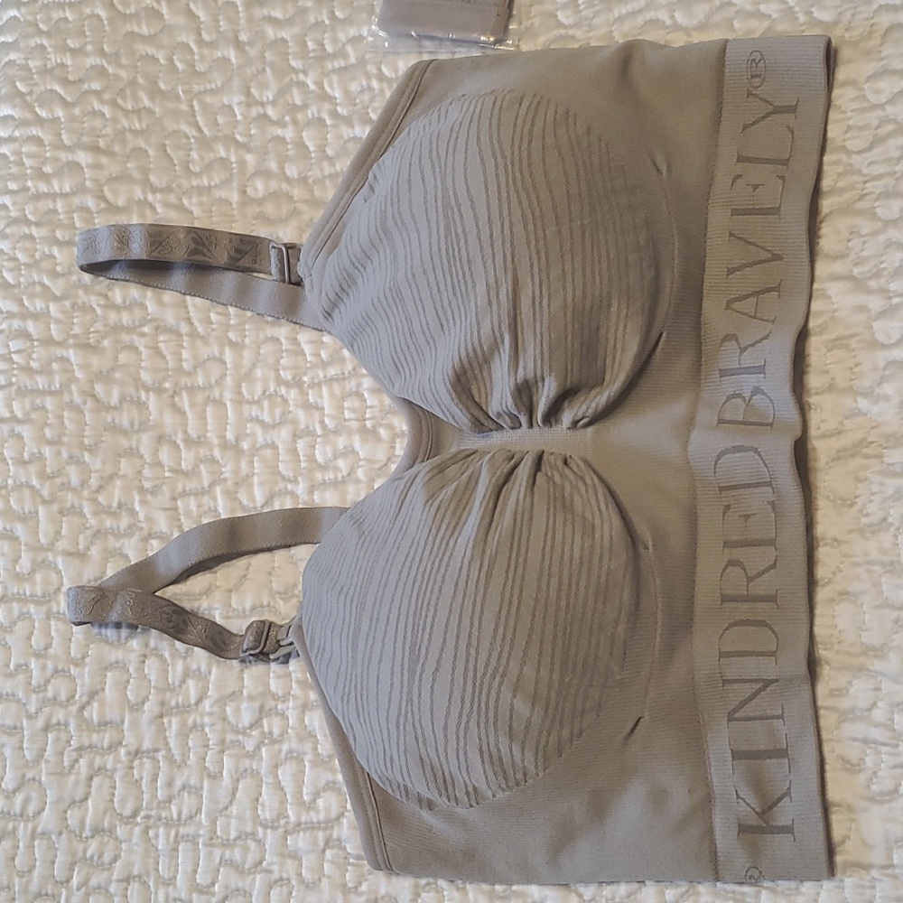 Kindred Bravely  SUBLIME  Hands Free  Pumping and  Nursing  Bra - Picture 5 of 14